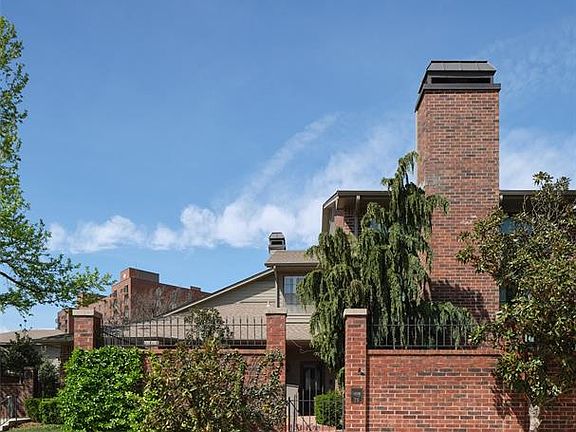 3rd image of 6206 N Waterford Blvd #75
