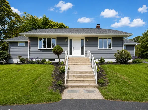 413 Paxson Ave, Hamilton, NJ 08690