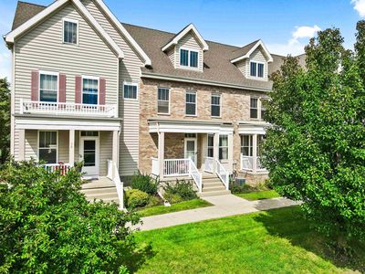 72 S Gardens Way, Fitchburg, WI, 53711