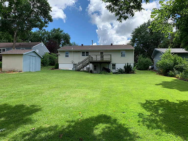 2212 Cedar Acres Dr #B — Photo 33