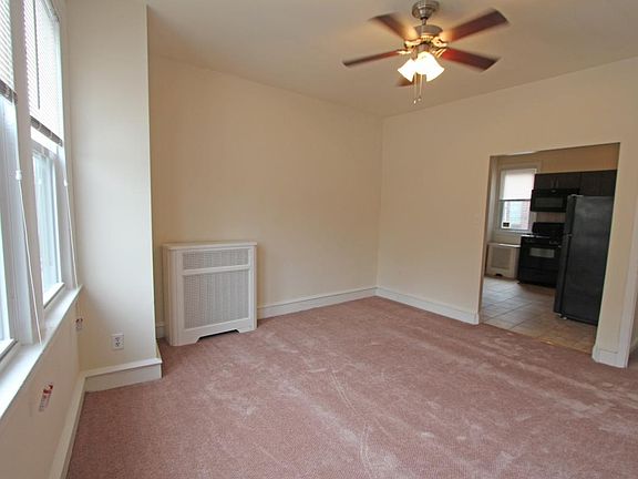3rd image of 7104 Germantown Ave #2A