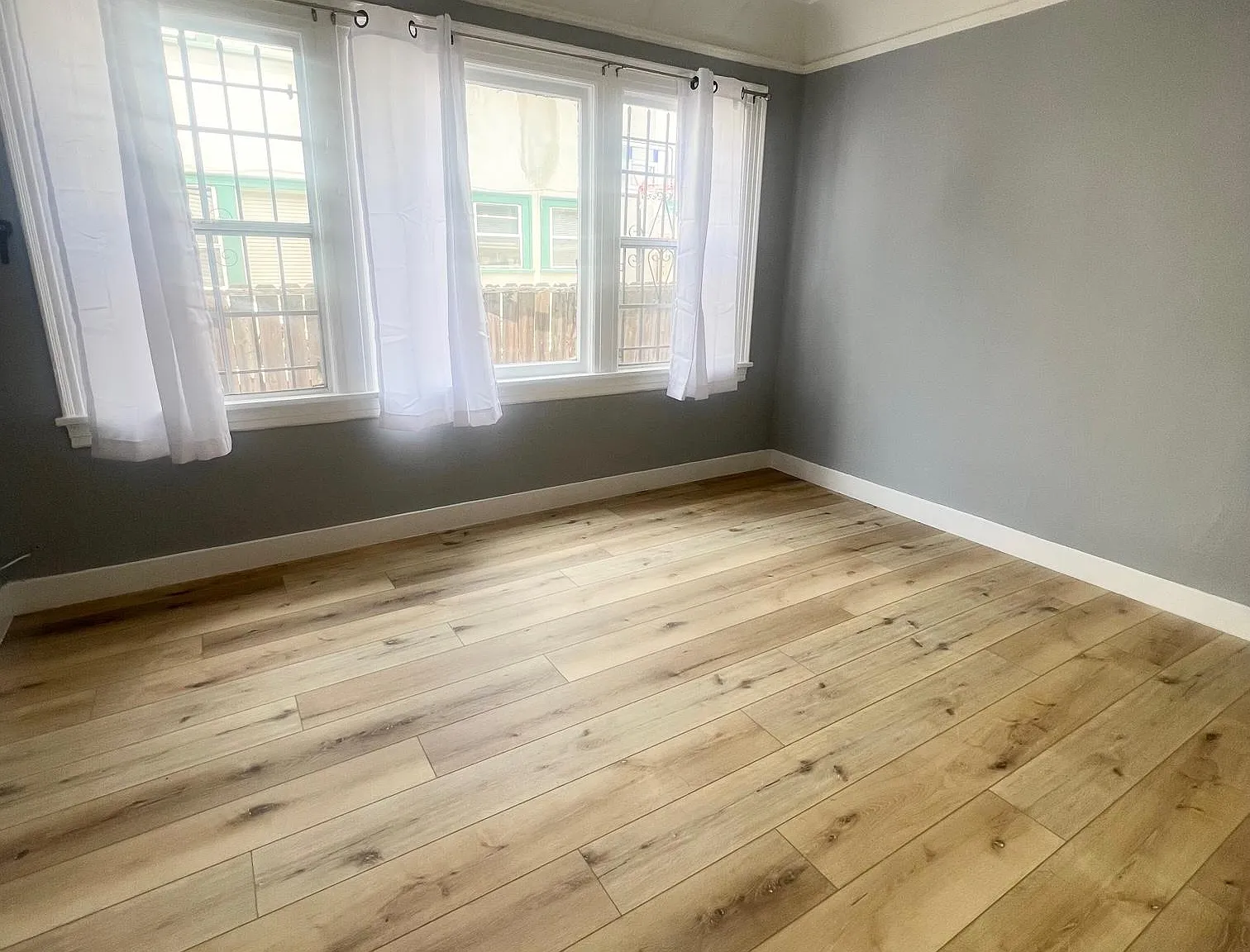 1 bed, 700 sqft, $1,745 — Photo 3