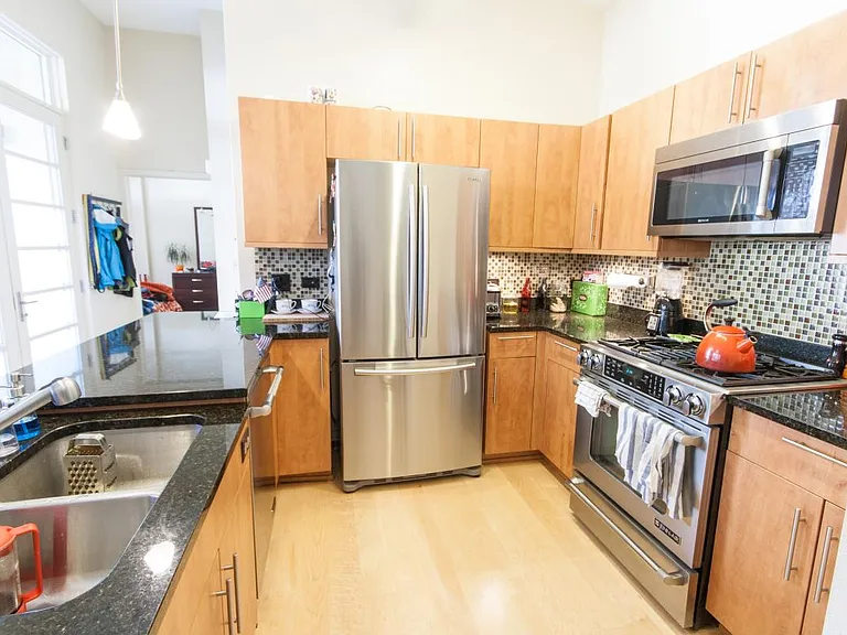 4525 13th St #4B — Photo 3