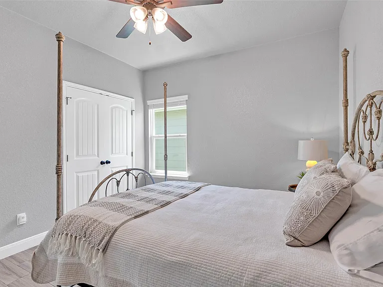 8508 Glade Dr — Photo 17