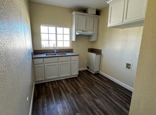 132 N Pacific Ave #C, San Pedro, CA 90731