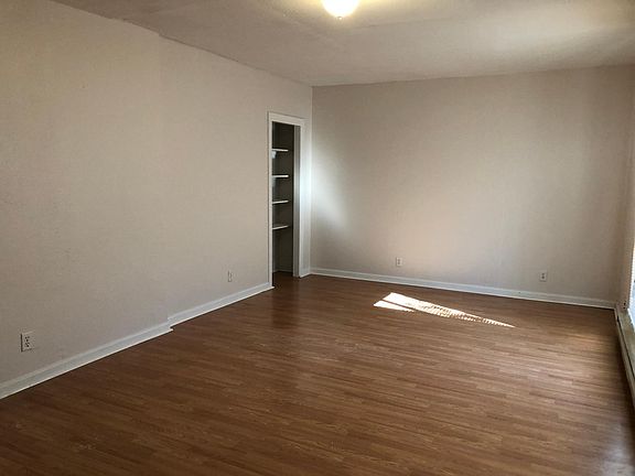5th image of 8051 N Lombard Way