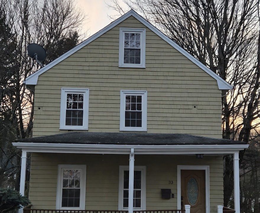 1st image of 33 Cedar St