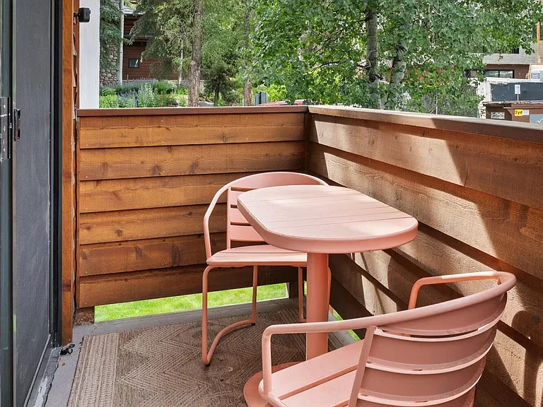 935 E Hopkins Ave #7 — Photo 4