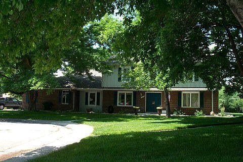 Beautiful 4335 SqFt Two-Story
