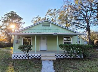 305 N Magnolia Dr, Conroe, TX 77301