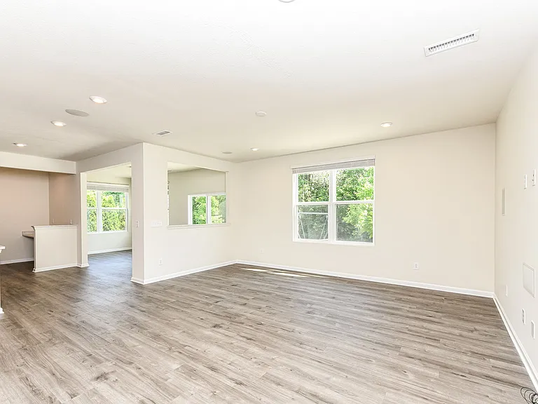 5465 Dunhaven Rd — Photo 11