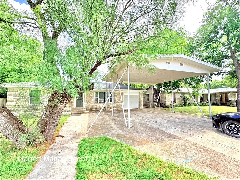 1114 Nix Rd — Photo 2
