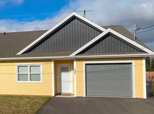 127 Oak Dr, Charlottetown, PE C1A6T4