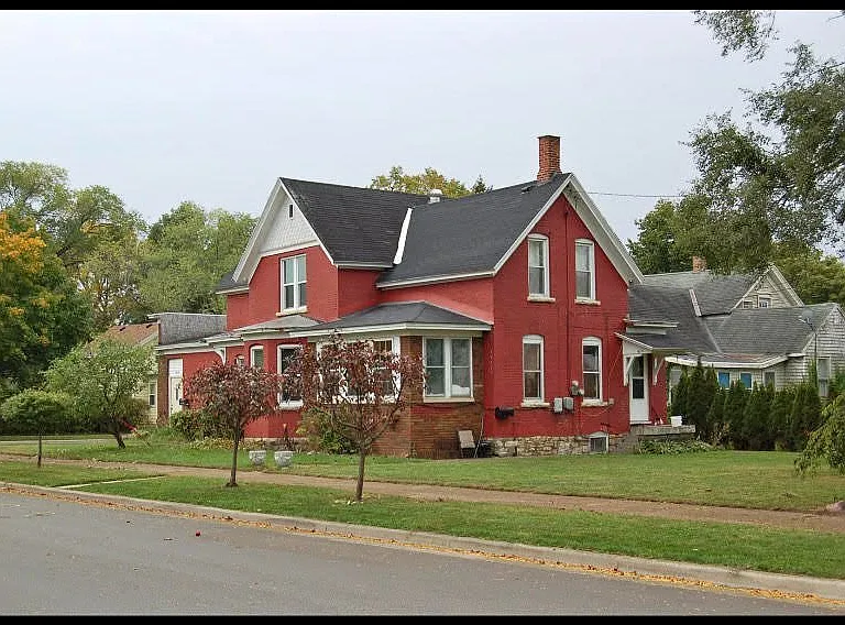1631 Johnson St — Photo 1