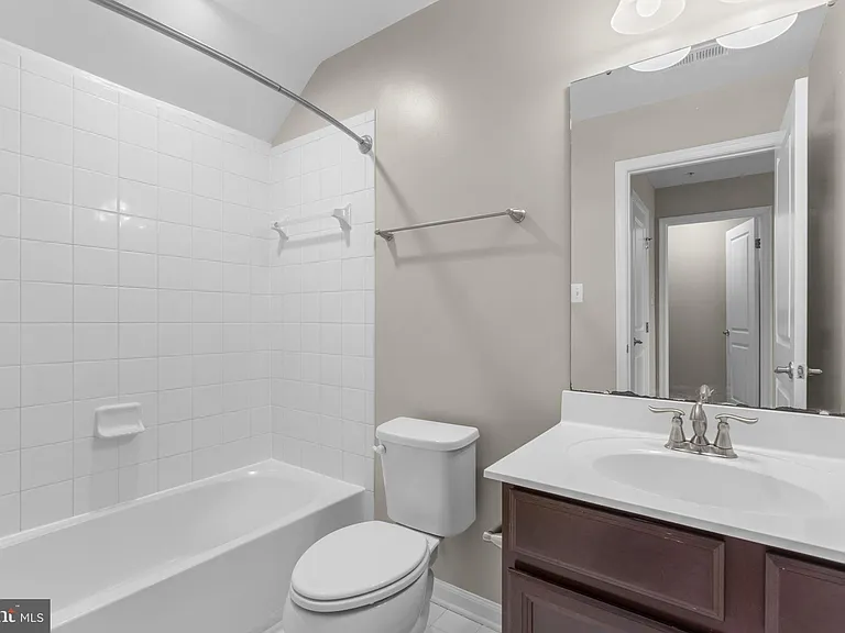7315 Old Calvary Rd — Photo 30