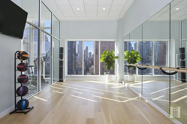 Sold by Halstead Real Estate | media 10