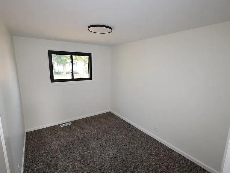 1845 Hass Dr — Photo 9