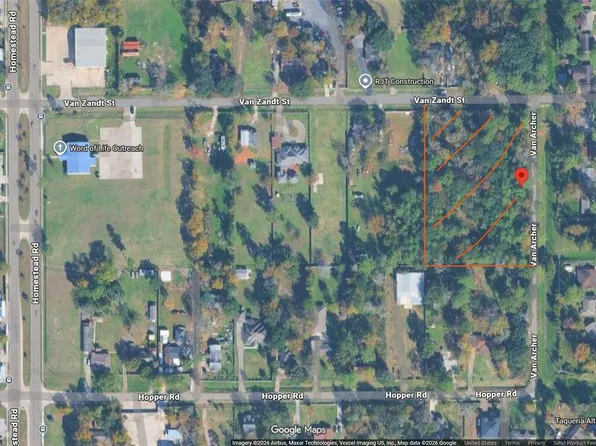 6126 Van Zandt St, Houston, TX 77016
