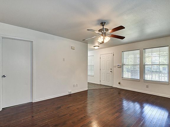 5th image of 2246 N Alabama St