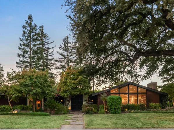 2943 W Border Links Drive, Visalia, CA 93291