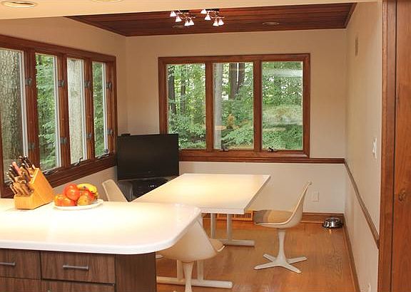 Breakfast nook and view to NW