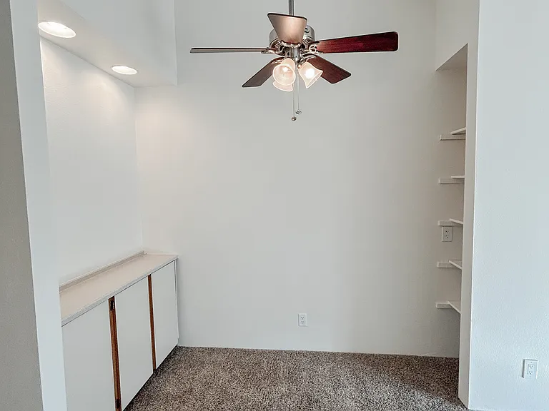 Stone Creek Apartments Beaverton — Photo 99