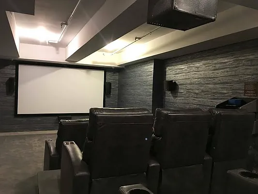 Rented by Manhattan Management LLC | media 70