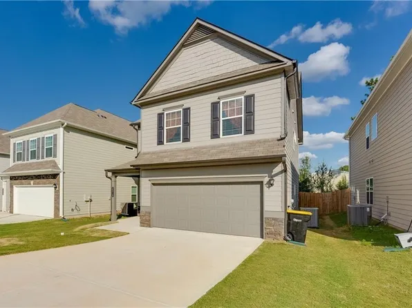 2316 Hastings Manor Ln, Hampton, GA 30228