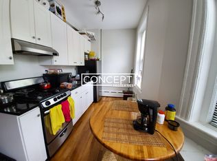 96 Willow St APT 2, Cambridge, MA 02141