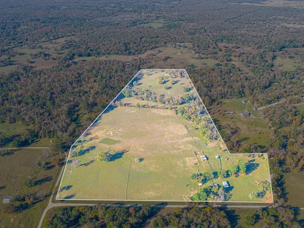 5904 County Road 364, Buffalo, TX 75831