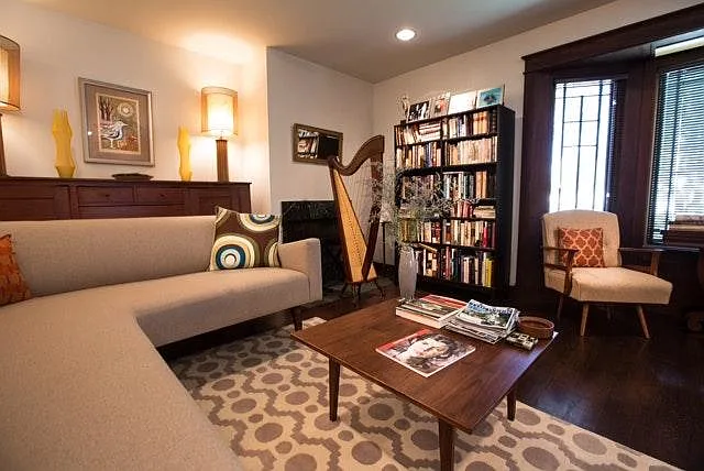 5 bed, 2935 sqft, $11,500 — Photo 4