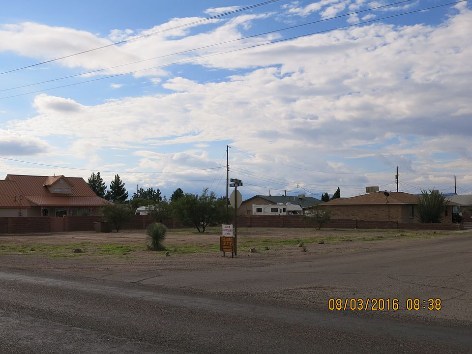 2nd image of 2901 S Alamogordo St