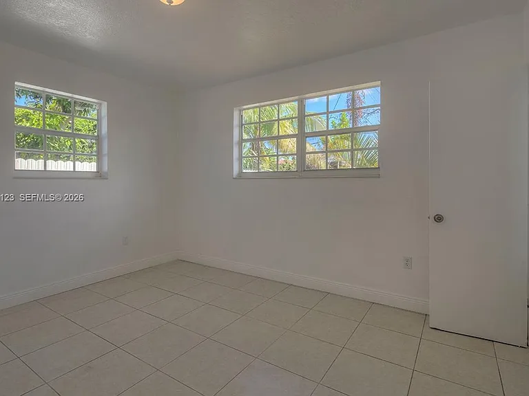 160 NW 199th St #1 — Photo 9