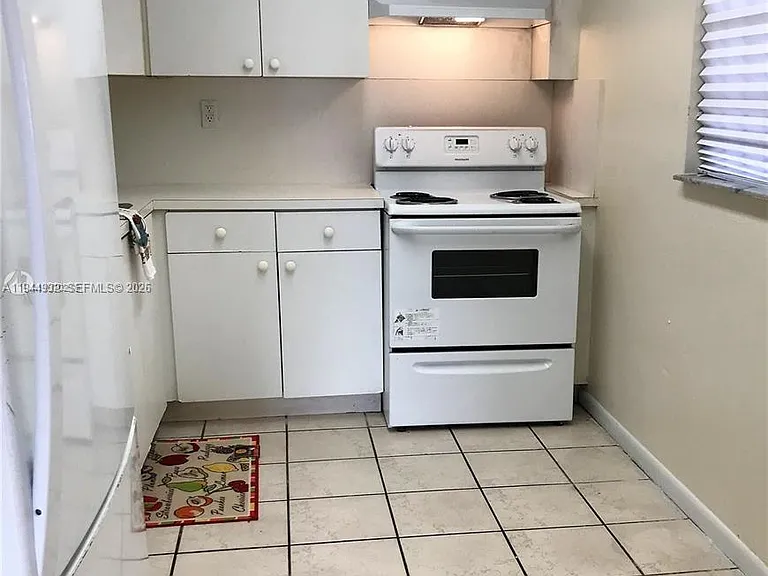 1325 W 68th St #221 — Photo 6
