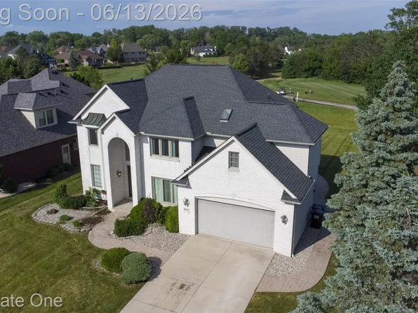 857 Saint James Park Ave, Monroe, MI 48161