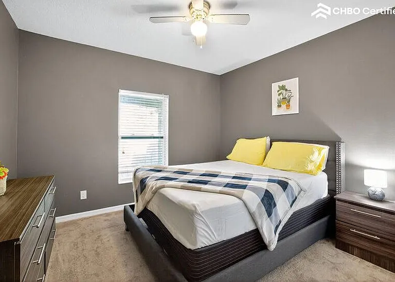 145 Malaga Ave — Photo 26