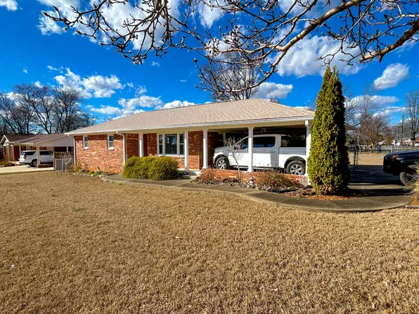 70 Richardson Ave, Mc Kenzie, TN 38201