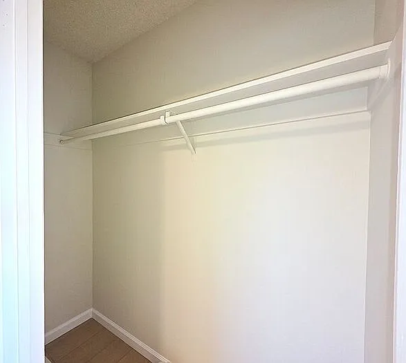 1005 Brinkby Ave #4 — Photo 20
