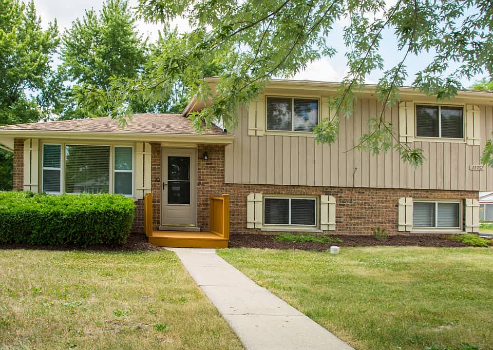 1st image of 22762 East Dr