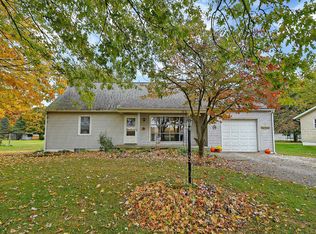 2033 Lees Rd SE, Hebron, OH 43025