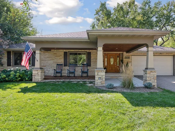 3238 Cavell Ln, Saint Louis Park, MN 55426