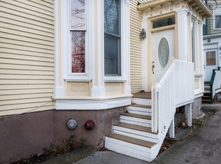 5718 South St #4, Halifax, NS B3H1S4