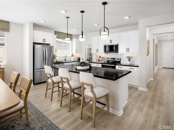 29674 Lisa Cir, Winchester, CA 92596