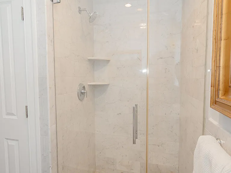 7 Pitt St #A — Photo 26