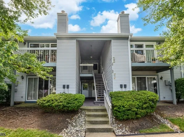 42 Beaconsfield Pl, Franklin Twp., NJ 08873