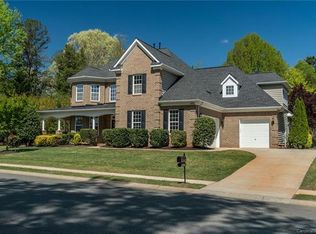 8304 Avanti Dr, Waxhaw, NC 28173