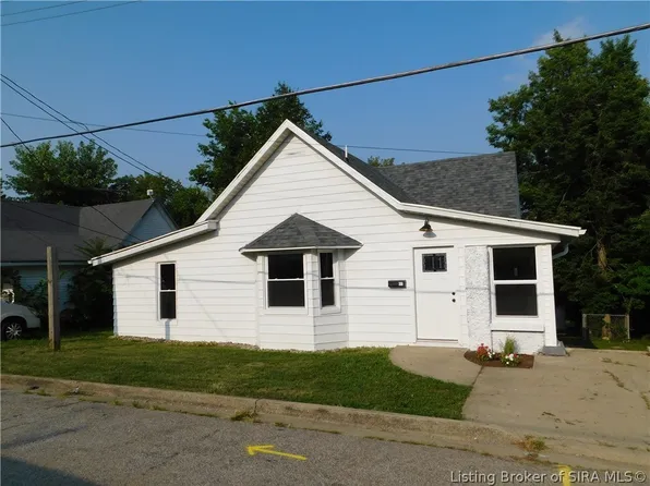 306 S Posey Street, Salem, IN 47167