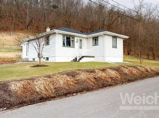 191 Haagen Ln, Beech Creek, PA 16822