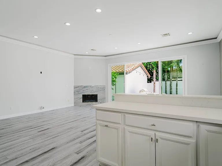 17908 Califa St — Photo 18