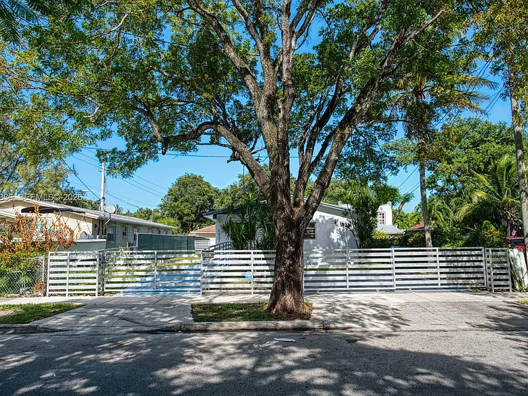 5037 NW 5th Ave — Photo 20